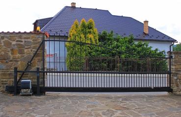 Endkappe für Laufschiene ohne Rad Zn, profile 136x