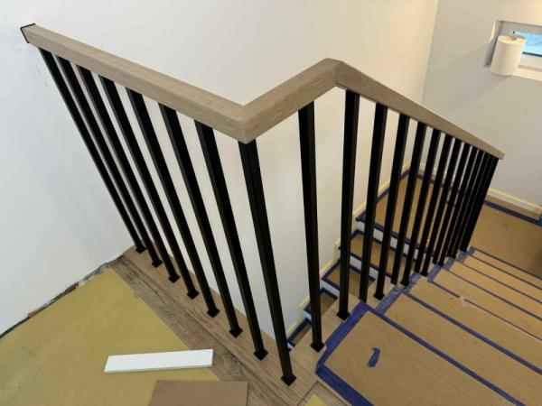 Treppengeländer Holzgeländer Stahl Schwarz Eiche Vertikal Holz Anthrazit RAL Neu